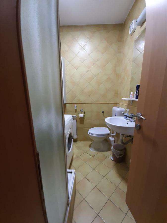 סקופיה Square Exclusive Apartment 3N מראה חיצוני תמונה